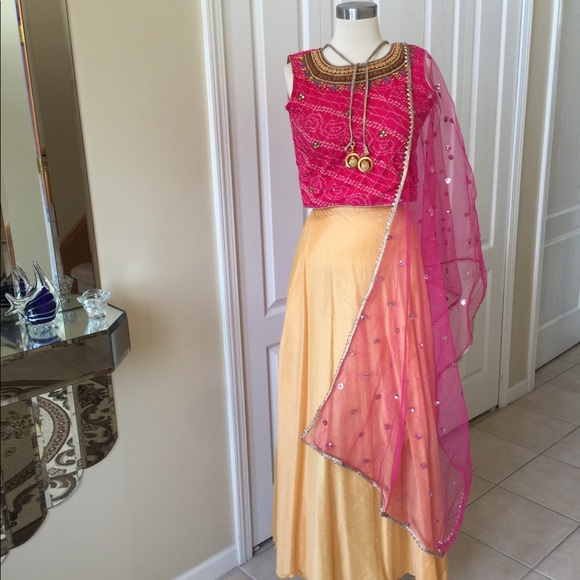 Lehnga Laacha sari Dupatta 38 new - Picture 2 of 5